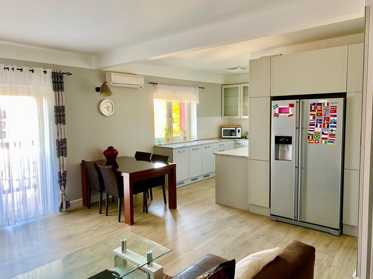 Slupski Premium Nr5 Wifi Netflix Smart Tv50 Full Kitchen Double Bathtub Up To 4 People Full Pleasure Quality (adults Only) Apartament Słupsk